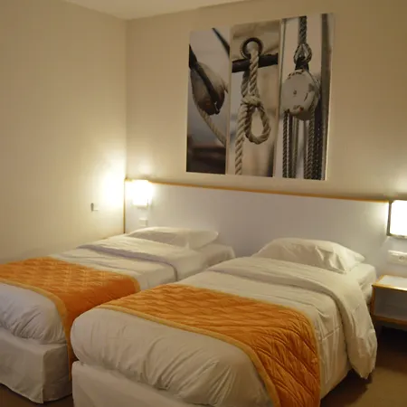 Hotell Logis Du Belvedere Brest