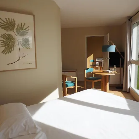 Logis Du Belvedere Hotel Brest