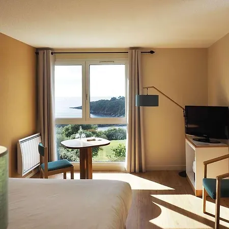 Logis Du Belvedere Hotel