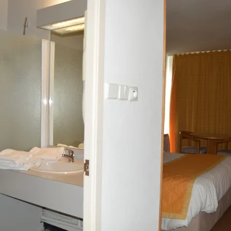 Hotel Logis Du Belvedere 3*