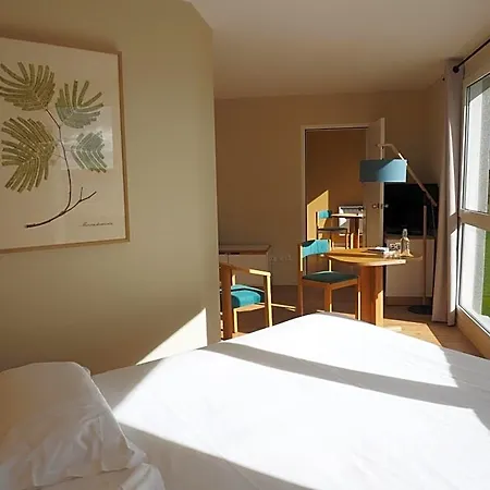 Logis Du Belvedere Hotel Brest