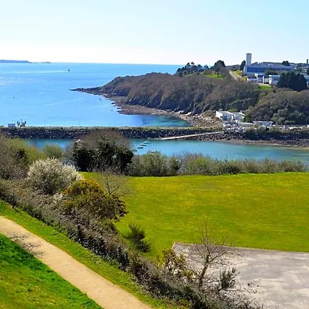 Hotel Logis Du Belvedere Brest