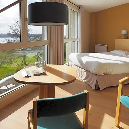 Hotel Logis Du Belvedere 3*