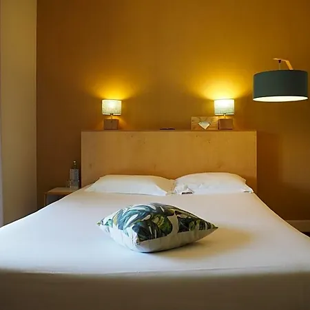 Logis Du Belvedere Hotel 3*