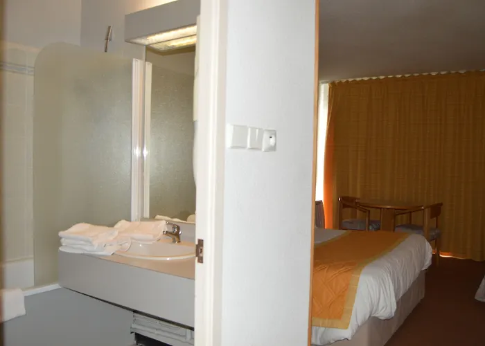 Hotell Logis Du Belvedere 3*