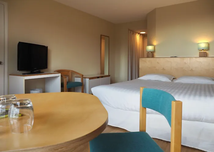 Logis Du Belvedere 3* Brest